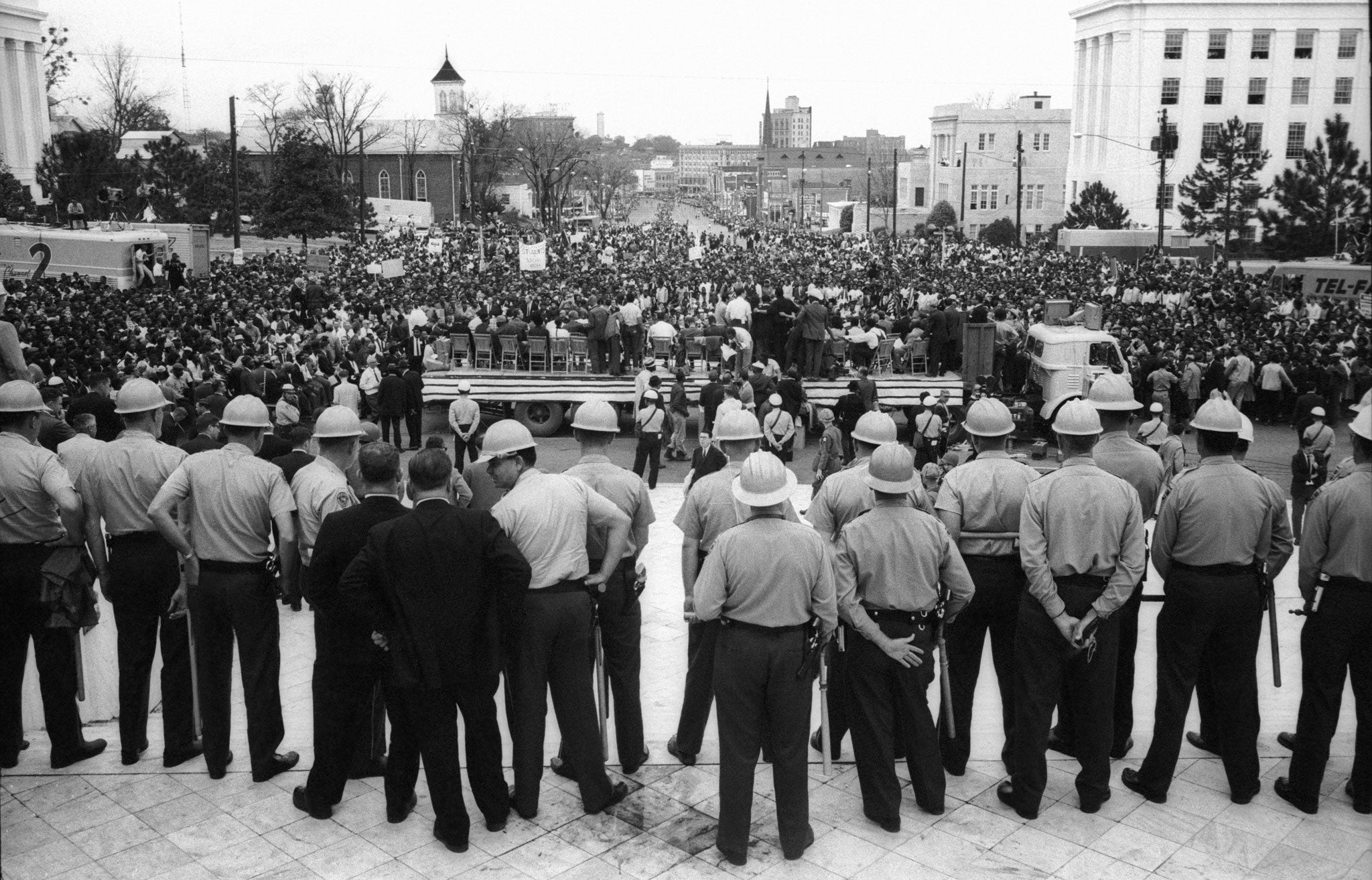 Alabama state troopers guard the steps of the State Capitol where Jefferson Davis had been sworn in as President of the Confederacy in 1861