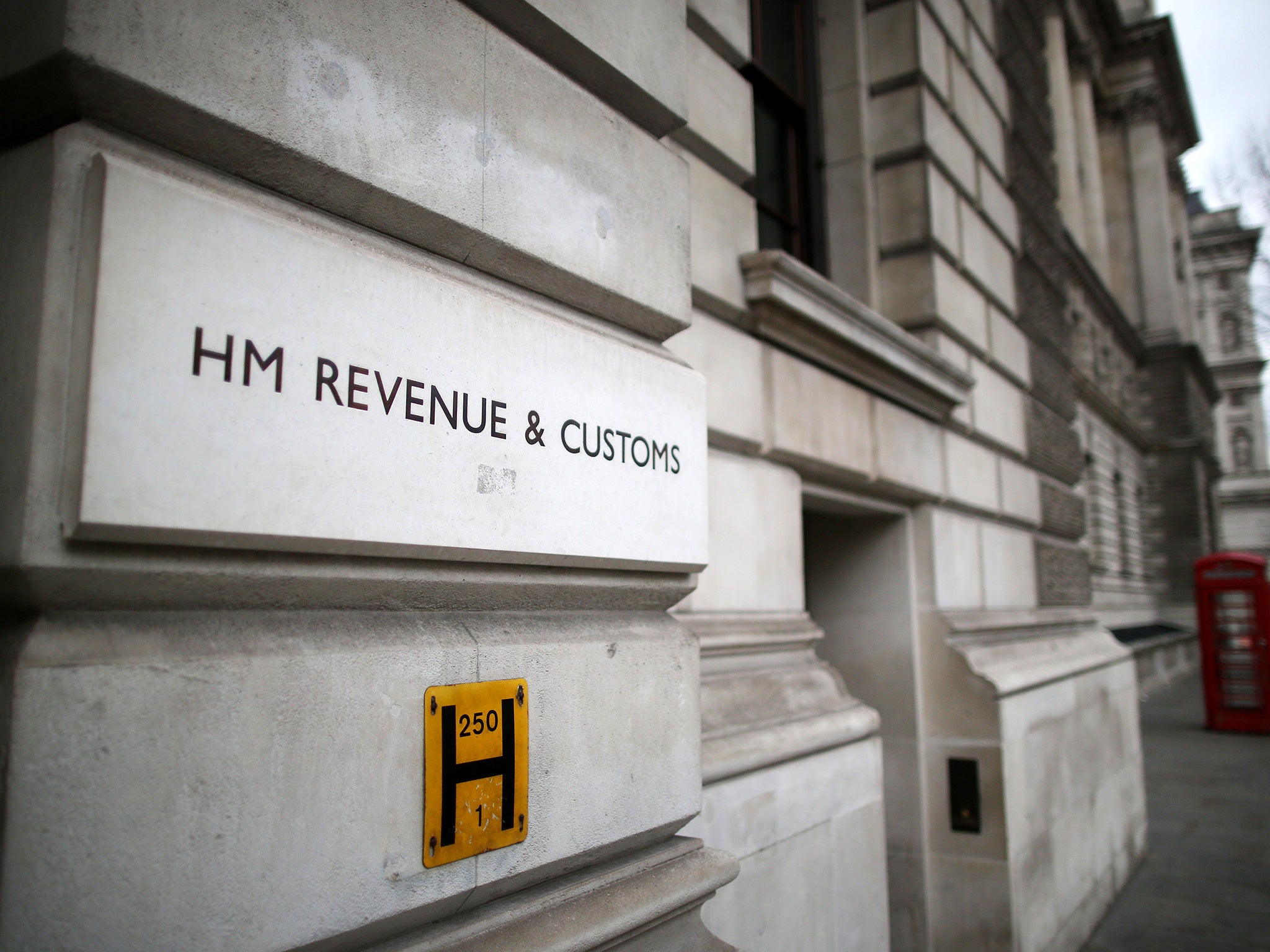 HMRC contracts US firm Concentrix to investigate tax credit claims