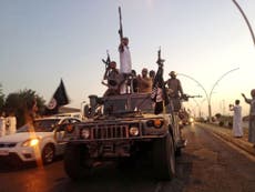 Three arrested in the US for 'trying to join Isis'