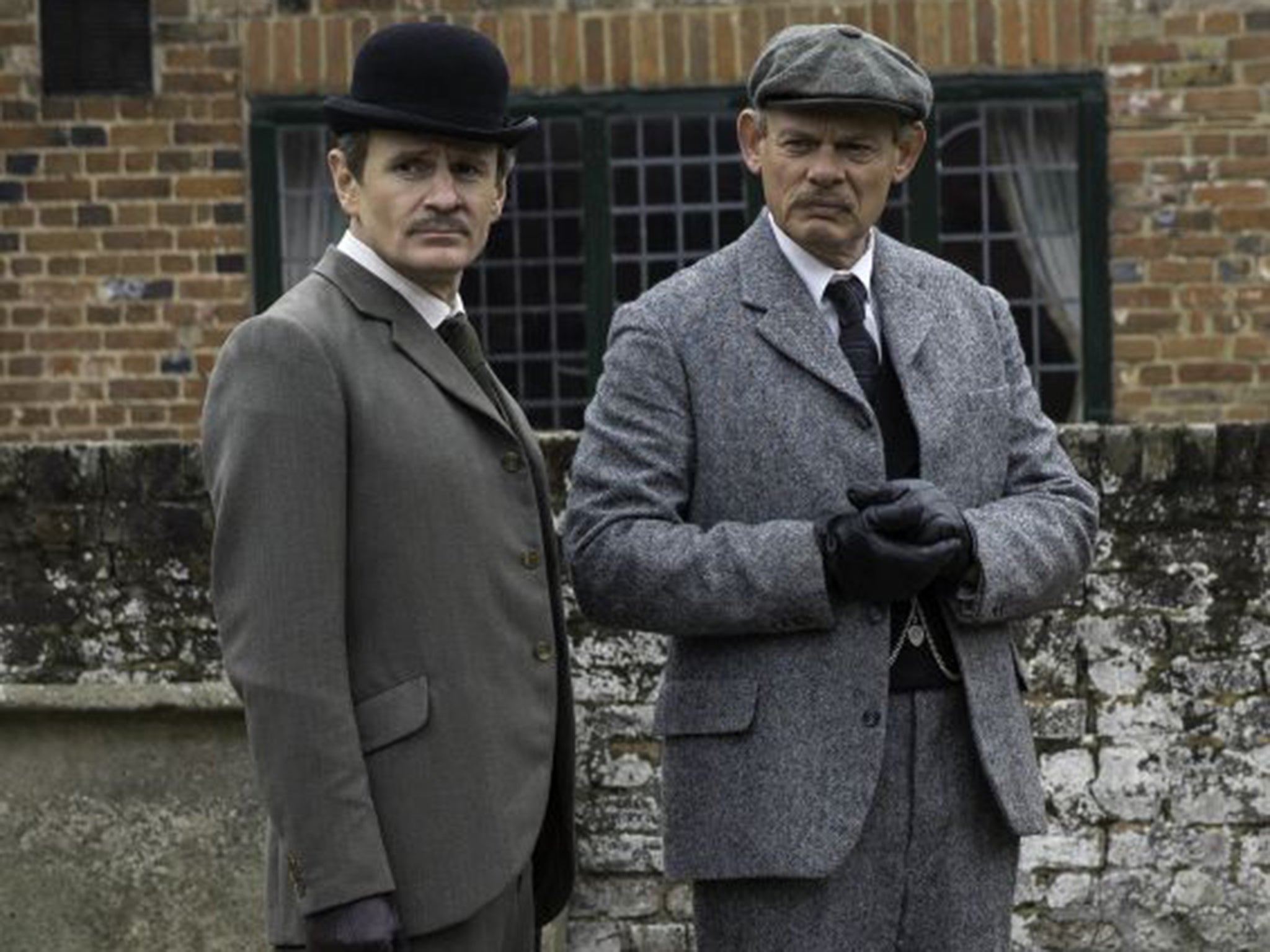 Martin Clunes in Arthur & George with co-star Charles Edwards