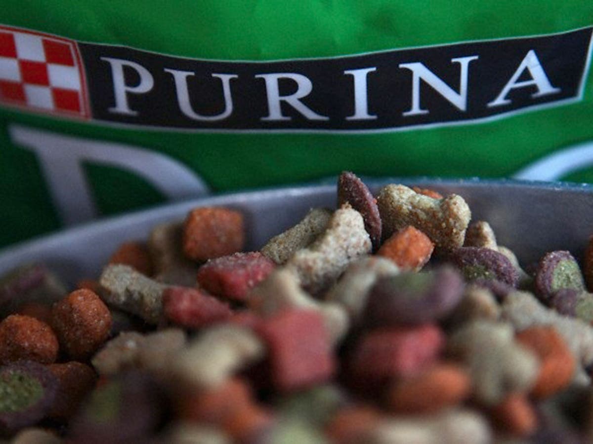 Purina Beneful dog food is killing or making ill thousands of dogs, pet