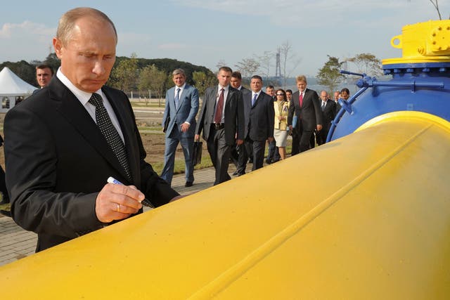 Vladimir Putin at a natural gas pipeline in Vladivostok in Russia’s far east in 2011