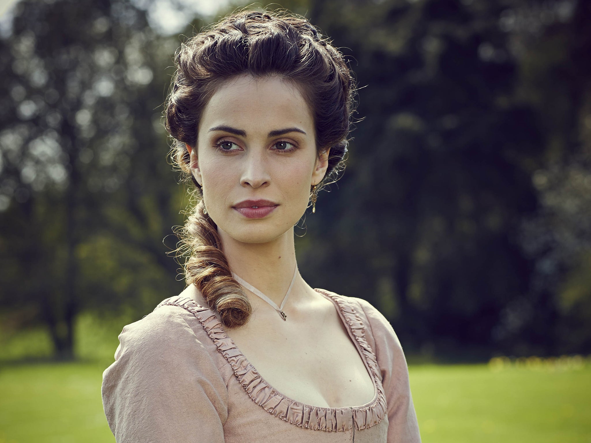 Poldark Star Heida Reed Says Show Is Not That Racy I Don t Think A 