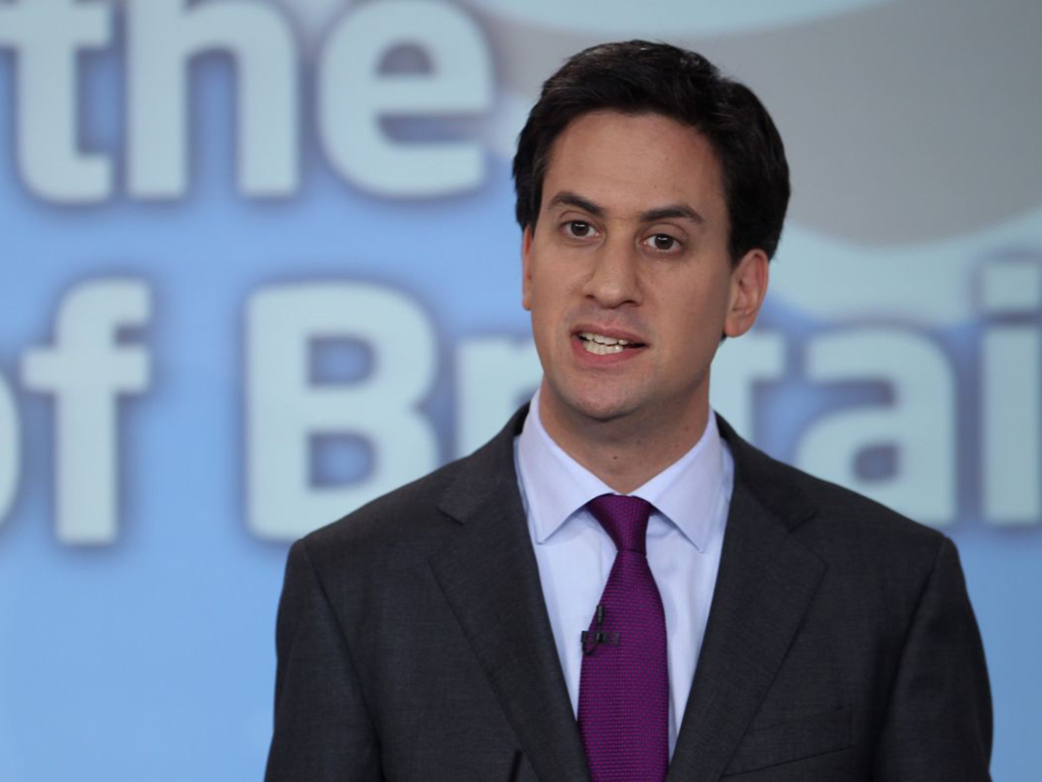 Ed Miliband has challenged the Coalition to pledge that they will not raise tuition fees beyond £9,000