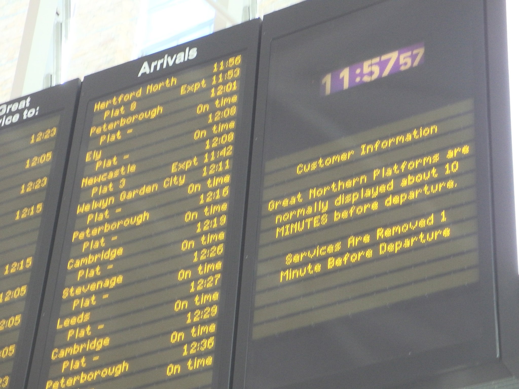 Kings Cross arrival board