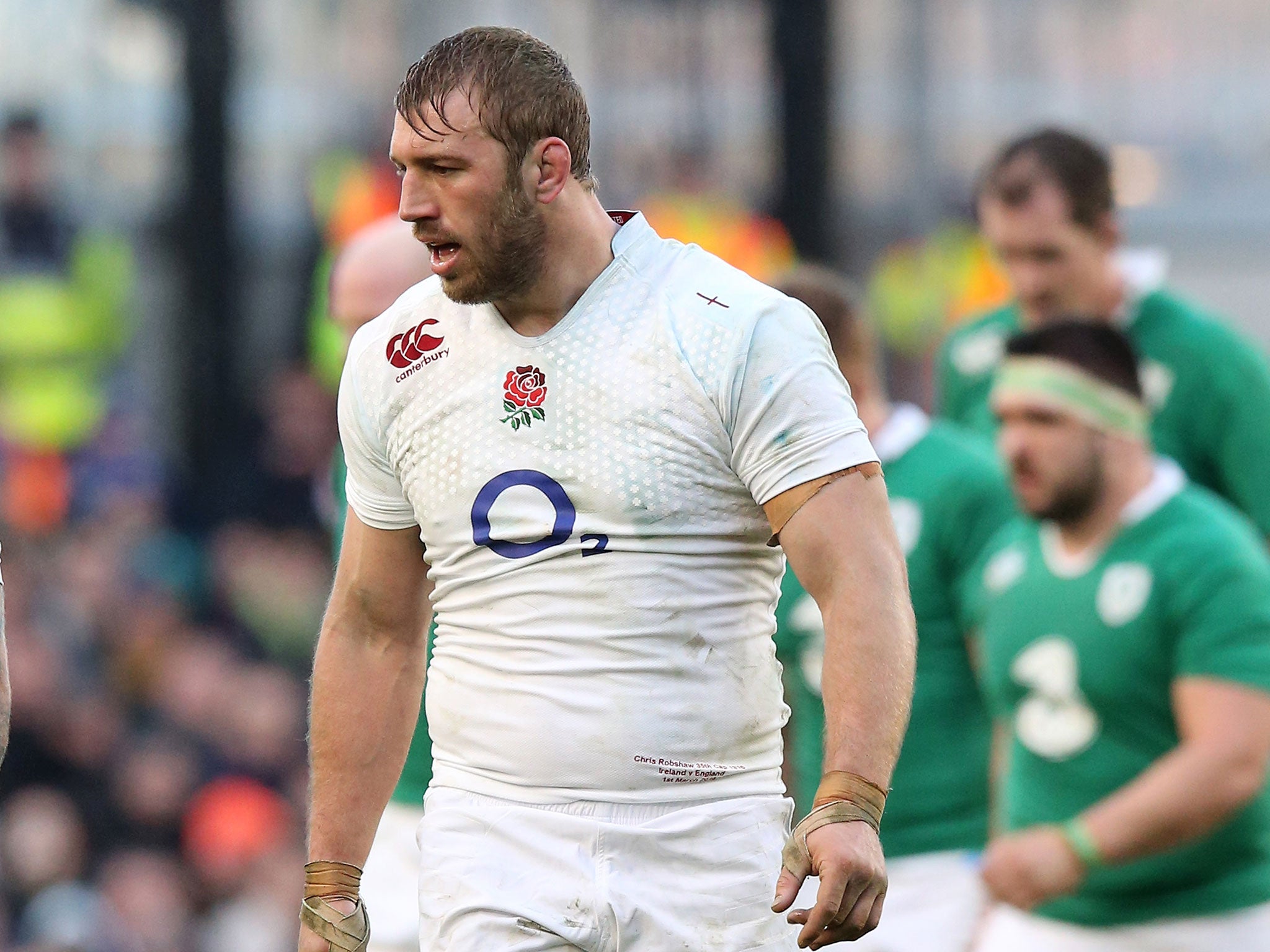 Chris Robshaw and England could do little to stop the Irish power