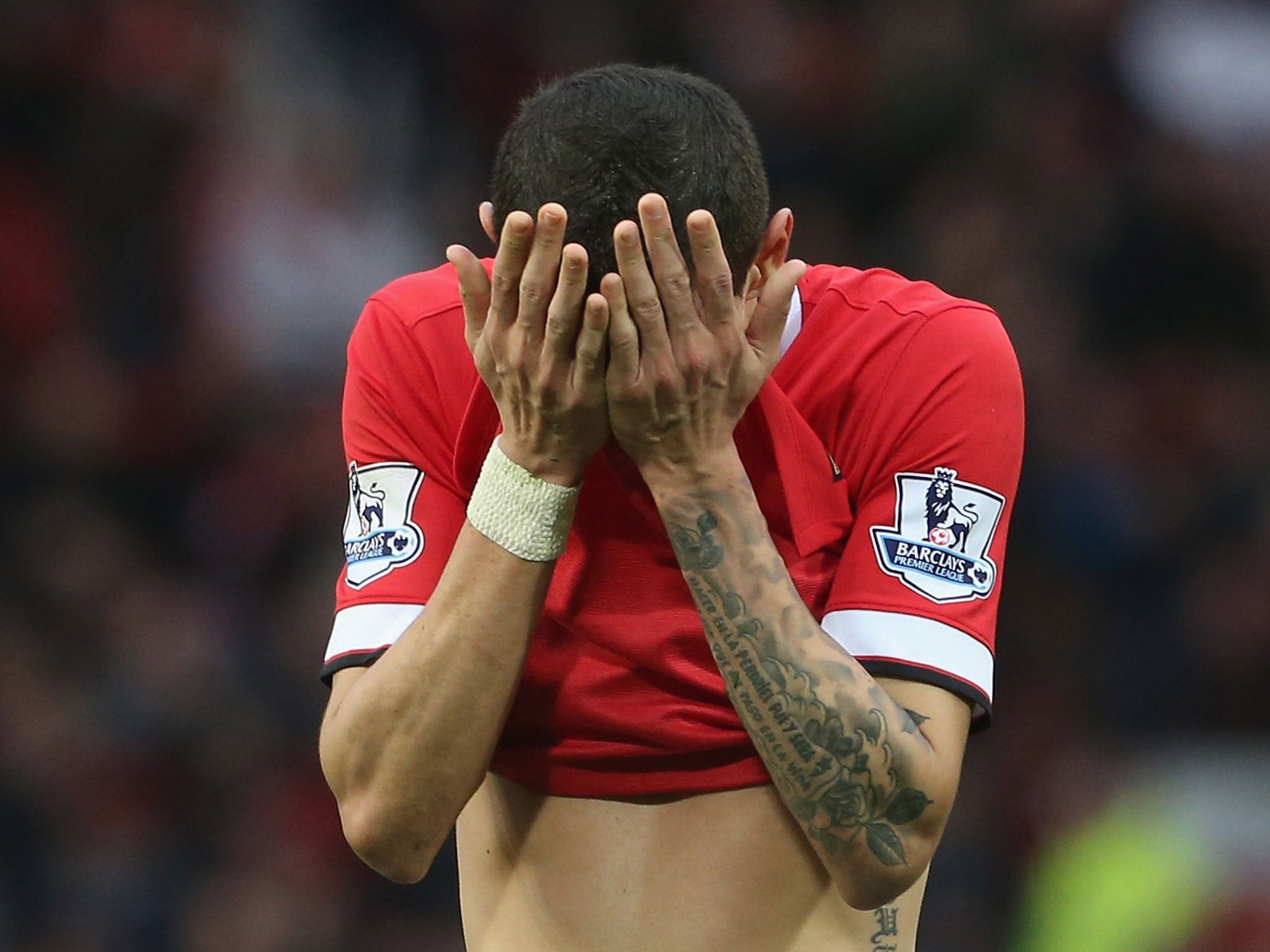 Angel Di Maria reacts during his woeful performance against Sunderland