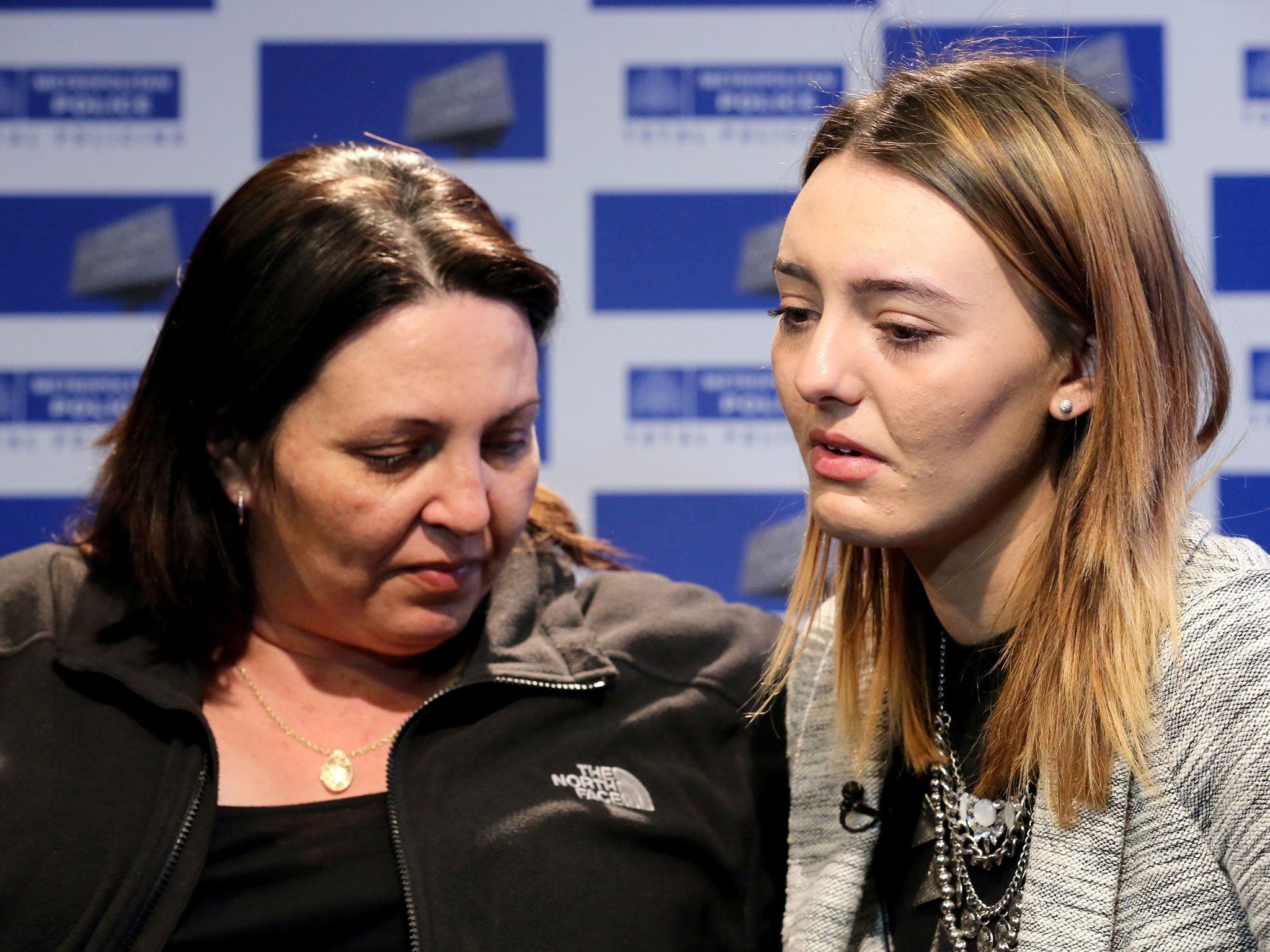 Michelle Watson, 39, and Cherrie Smith, 21, the mother and sister of murdered school boy Alan Cartwright, speak during a press conference at New Scotland Yard (PA)