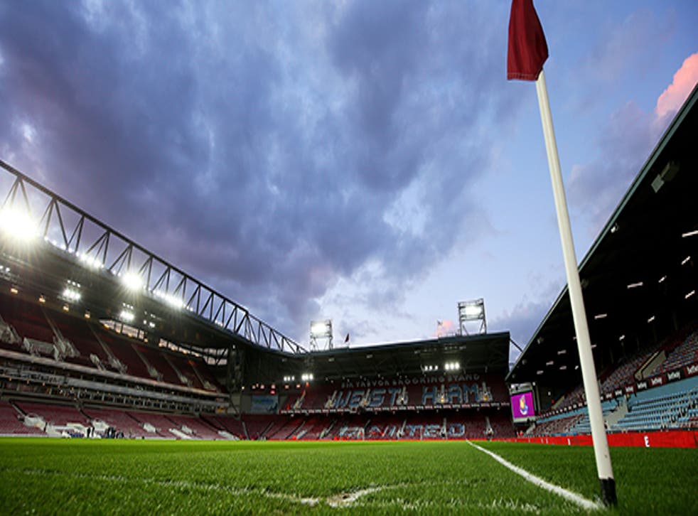 Newcastle vs Manchester United, QPR vs Arsenal, plus ...