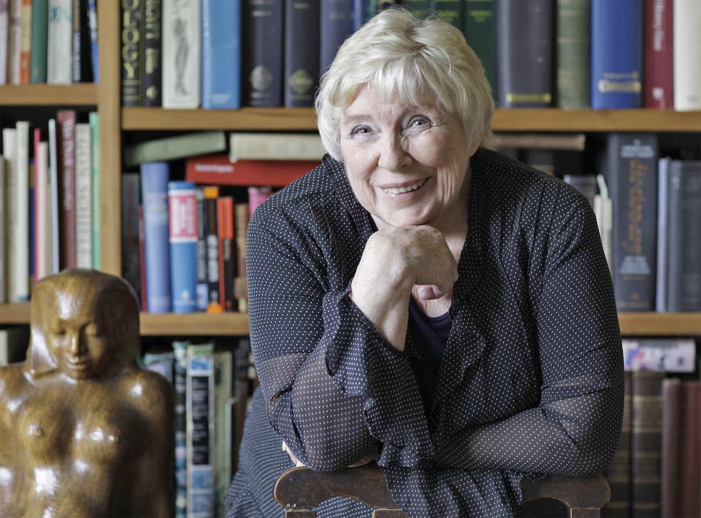 Fay Weldon suggested authors should tailor their work for Kindle readers