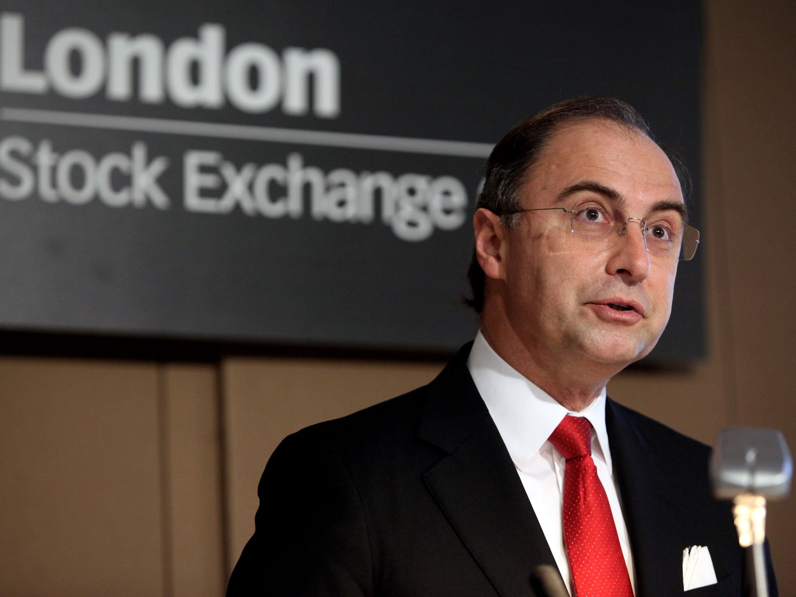 London Stock Exchange chief executive Xavier Rolet wants the retail part of future flotations to be distributed through the network of stockbrokers that deal with the public