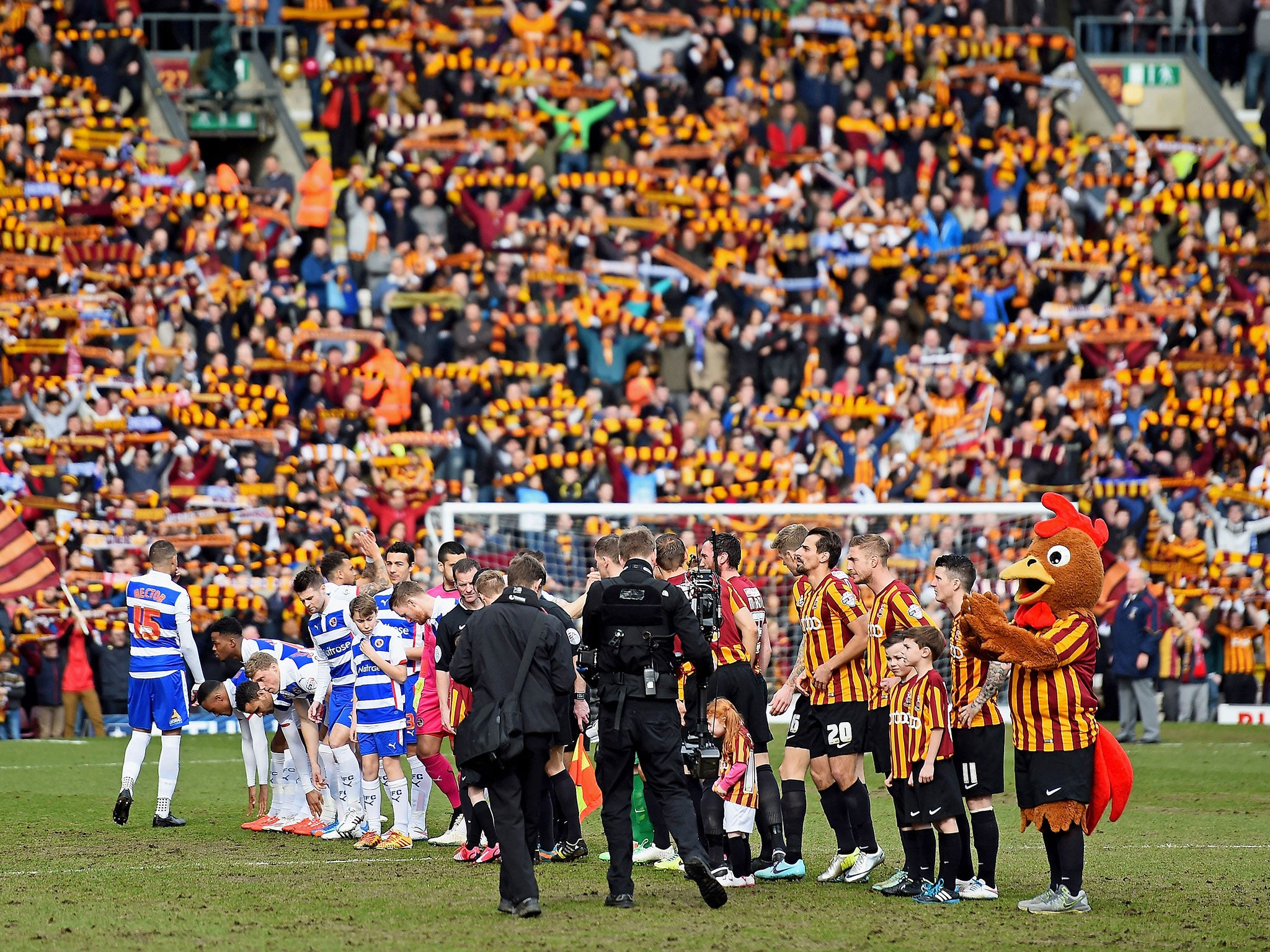Reading and Bradford players line-up before kick-off