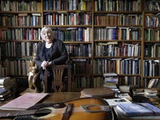 Ebook apartheid: Fay Weldon calls on writers to adapt their style for