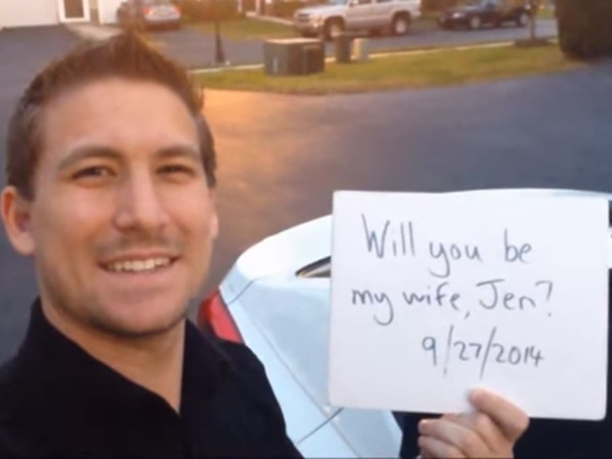 The 'best marriage proposal of 2015' has divided the internet | The