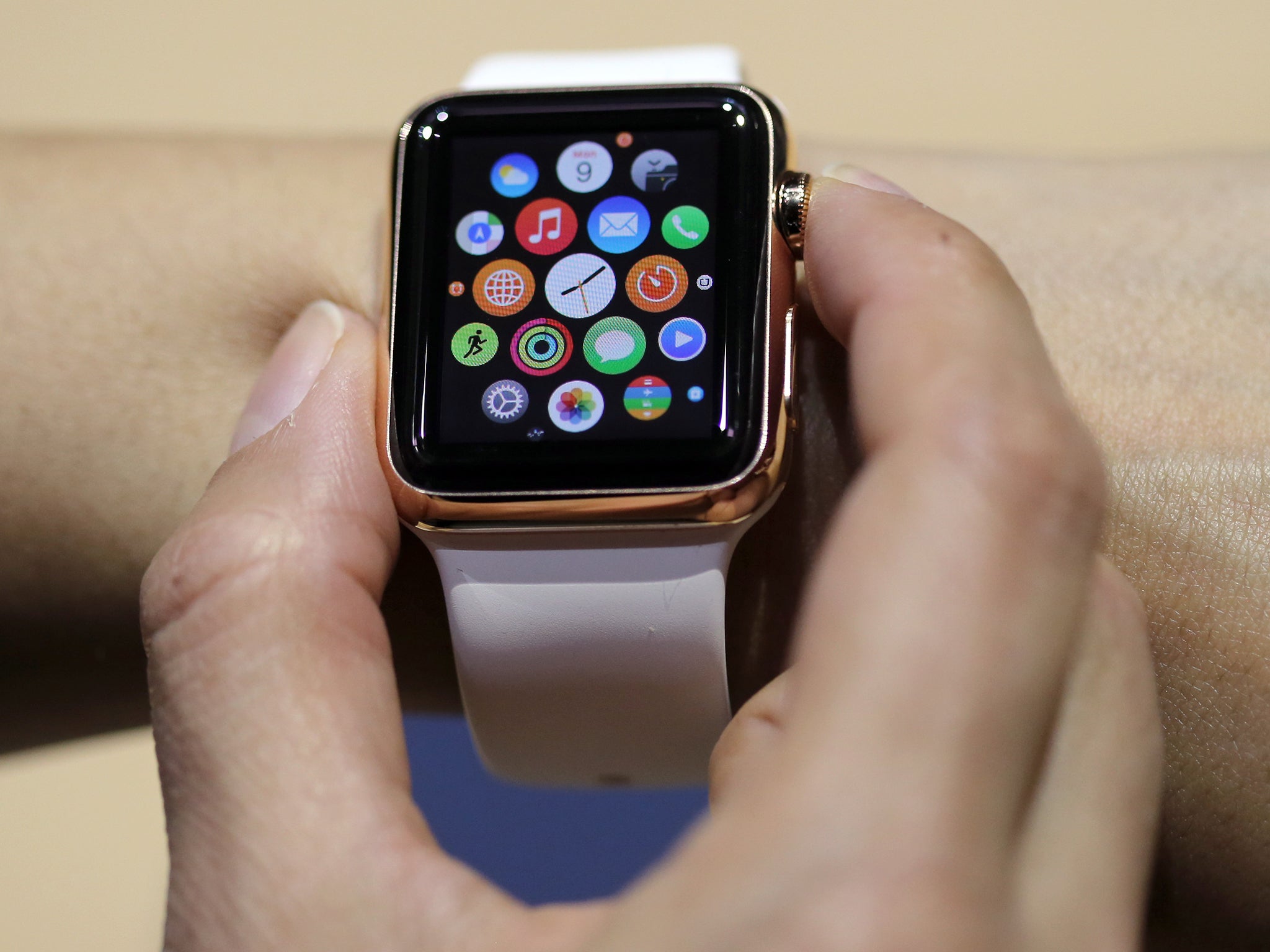 Apple Watch review first look at Apple s smartwatch ahead of launch The Independent The Independent