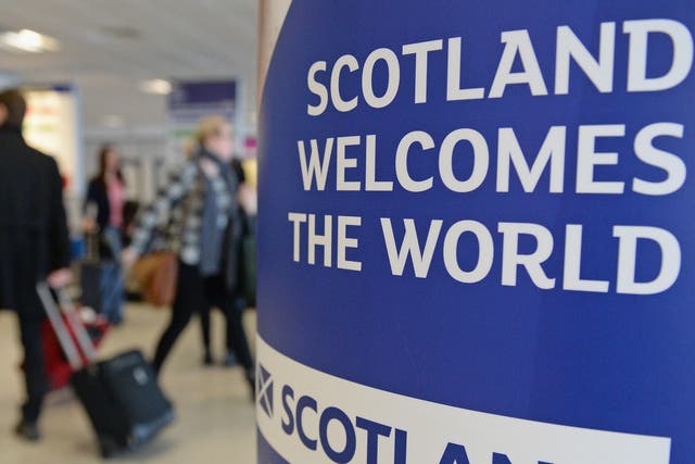 A sign at Edinburgh Airport, greeting foreigners upon arrival