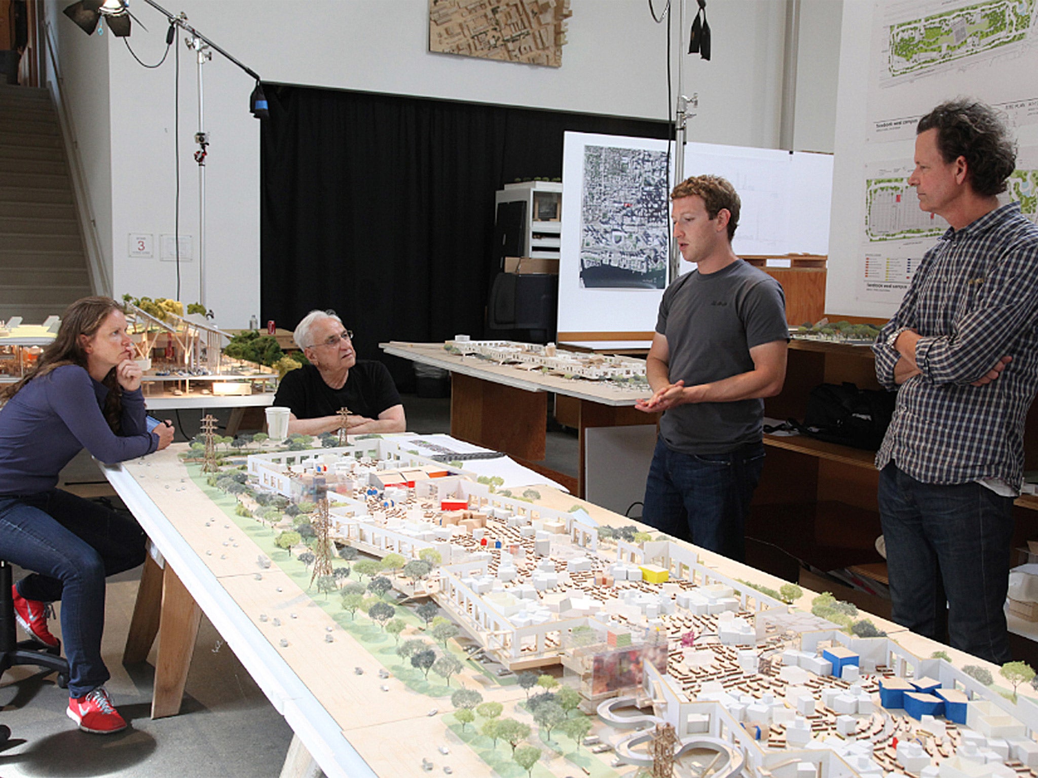 The towns that tech built: Mark Zuckerberg (second right), and architect Frank Gehry