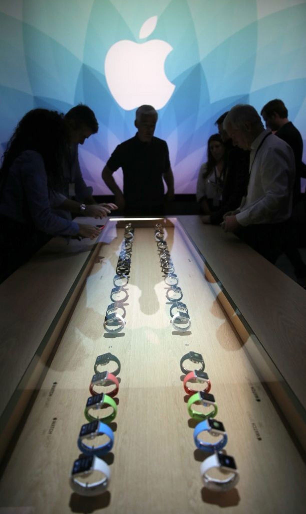 Apple's watch goes back to basics, with old-style, if virtual, hands, and a real crown wheel