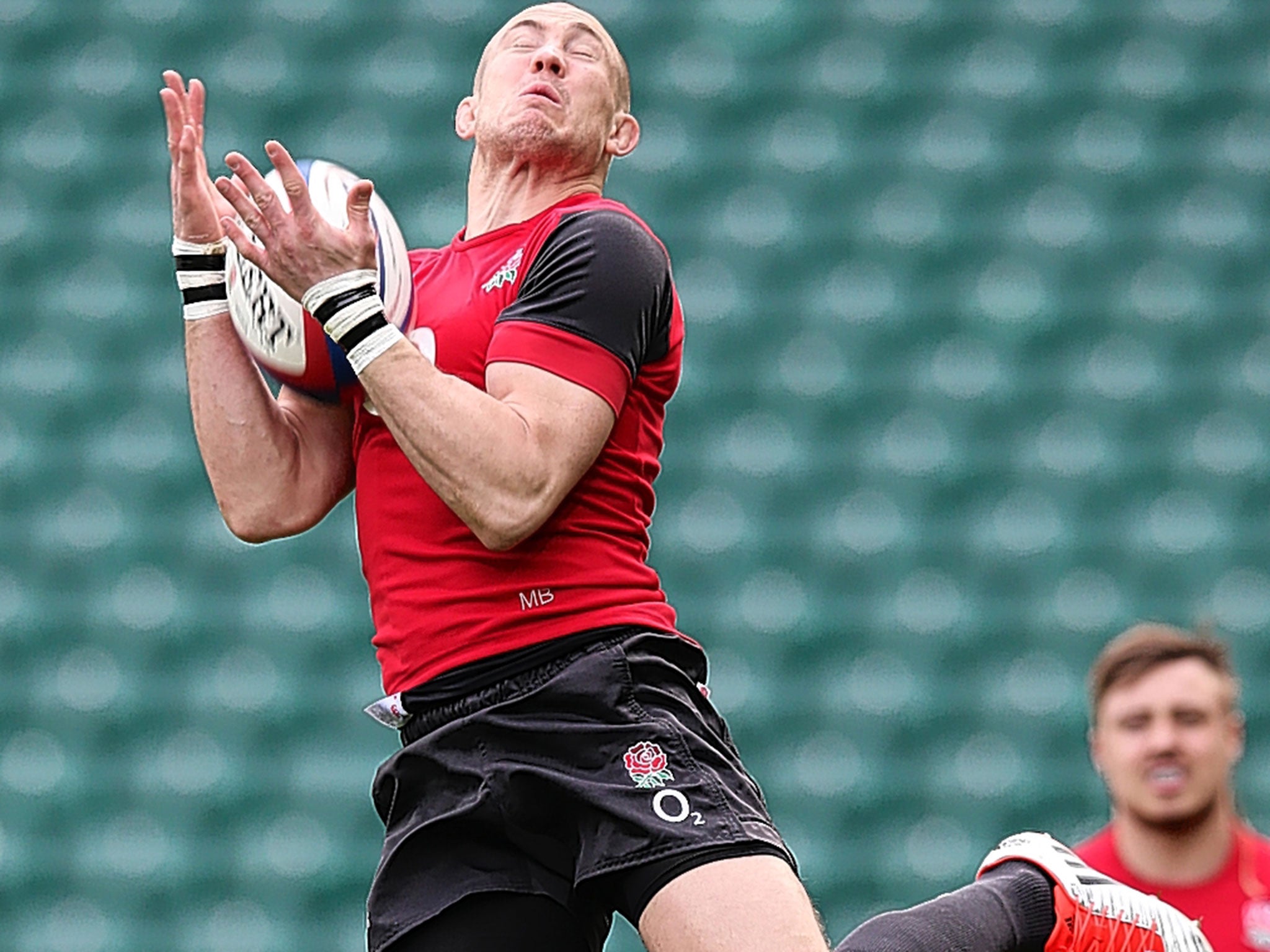 Full-back Mike Brown in training with the England squad at Twickenham on Friday