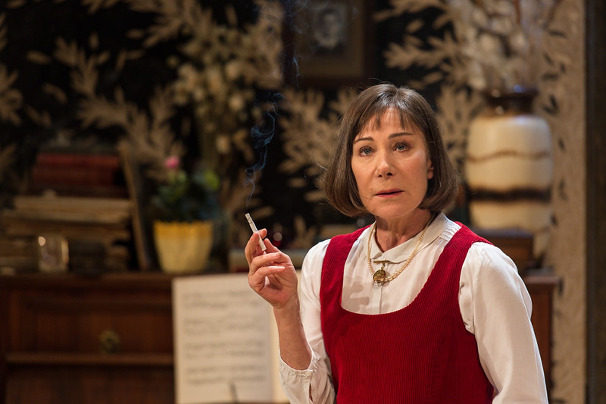 Zoe Wanamaker in Stevie at Hampstead Theatre