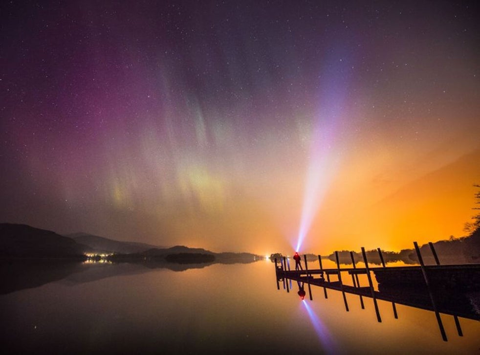 northern-lights-uk-stunning-aurora-borealis-seen-in-midlands-caused-by