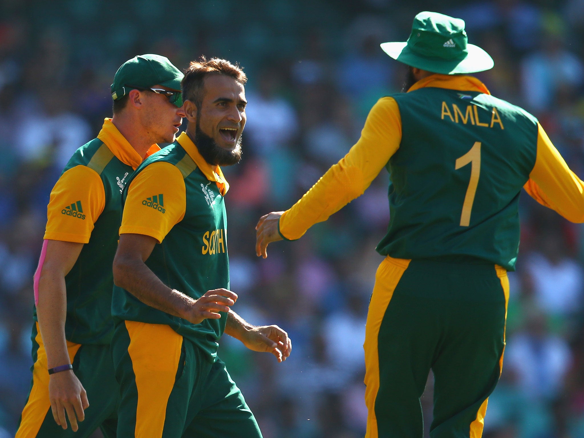 Imran Tahir picked up four wickets including that of Jayawardene