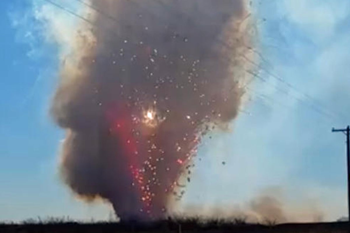Video: Texas police destroy 20,000 pounds worth of illegal fireworks in ...