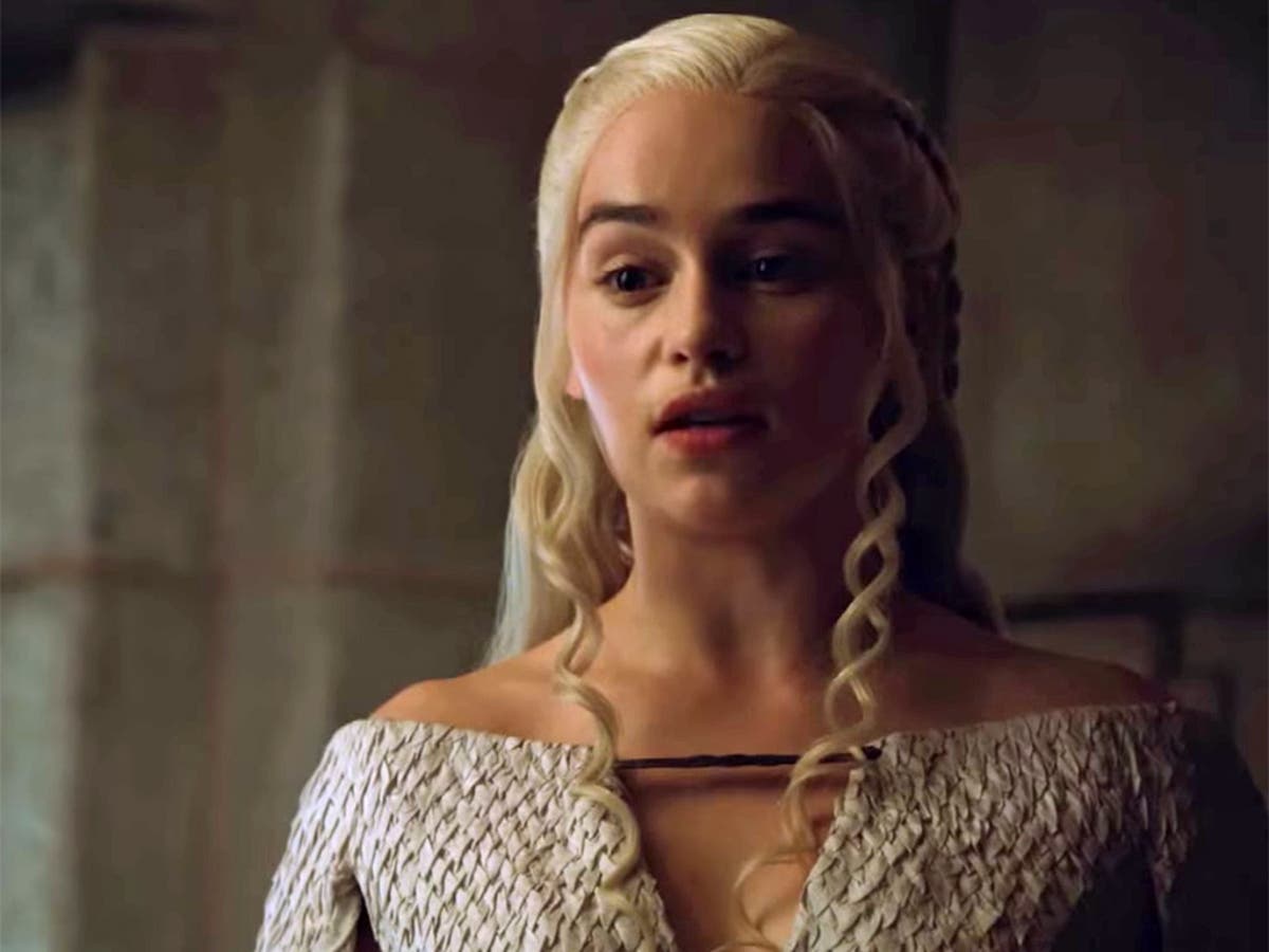 Game of Thrones’ Emilia Clarke improvised an entire Daenerys speech in a fictional language