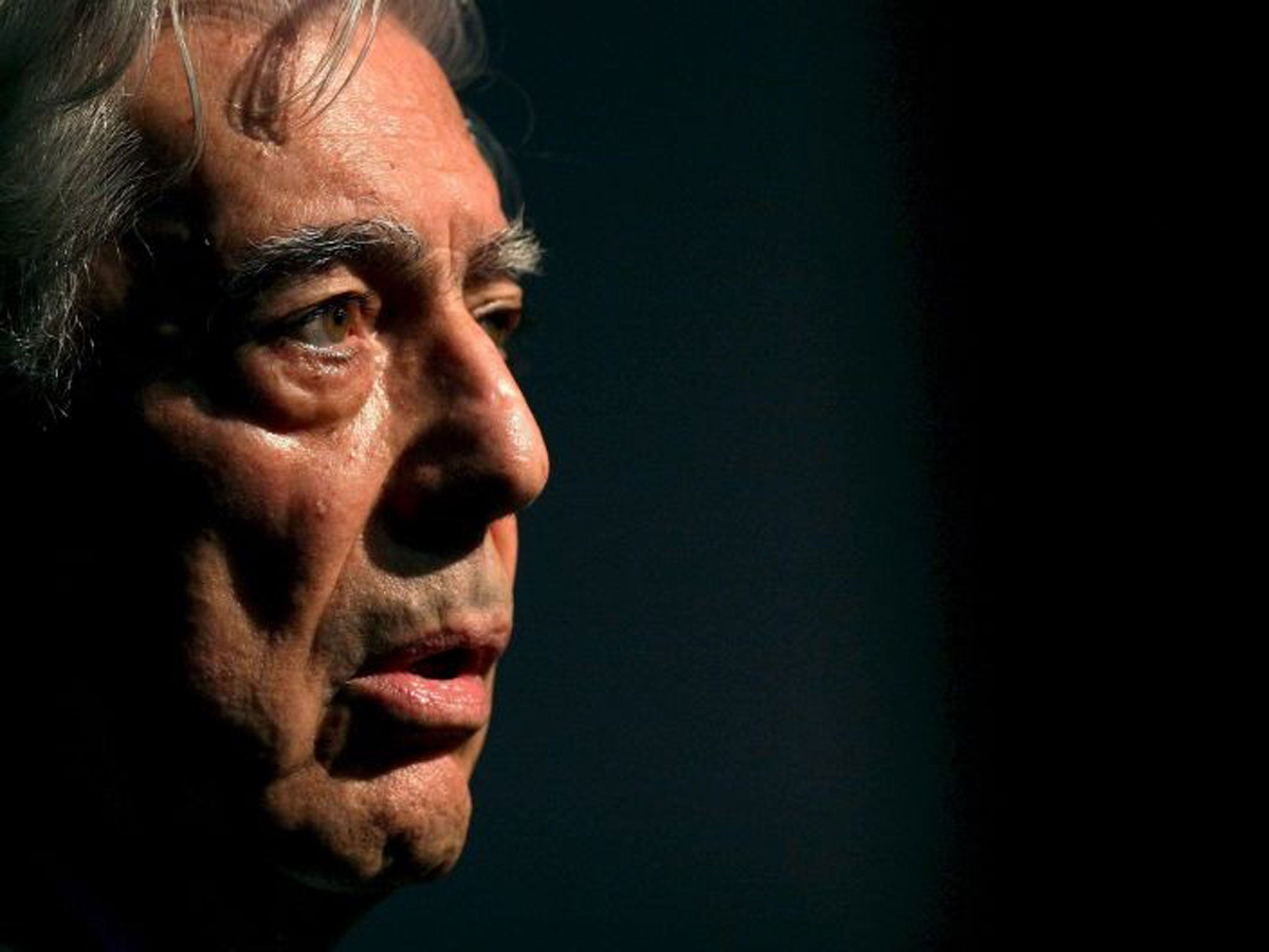 A story of cliffhangers, plot twists and coincidences: Mario Vargas Llosa