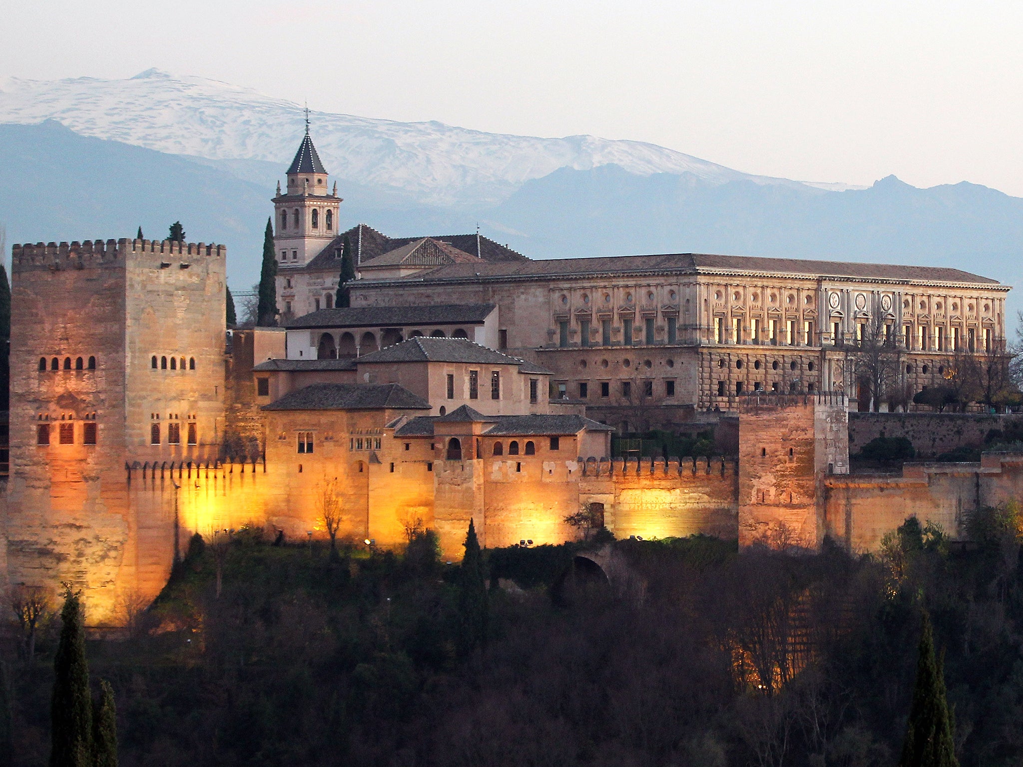 The city is known for cultural landmarks such as the
Alhambra Palace