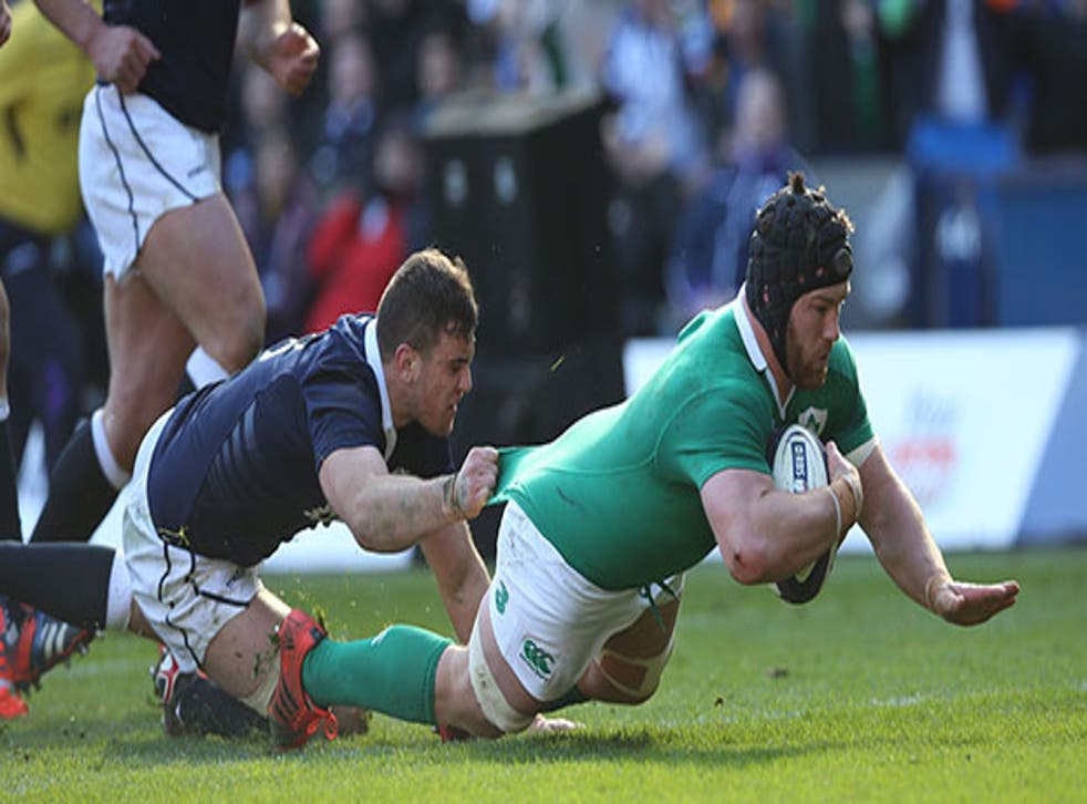 Sean O'Brien scores for Ireland