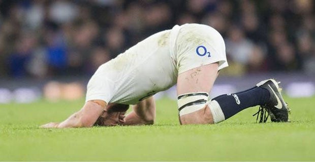 Chris Robshaw reacts after the 55-35 win over France