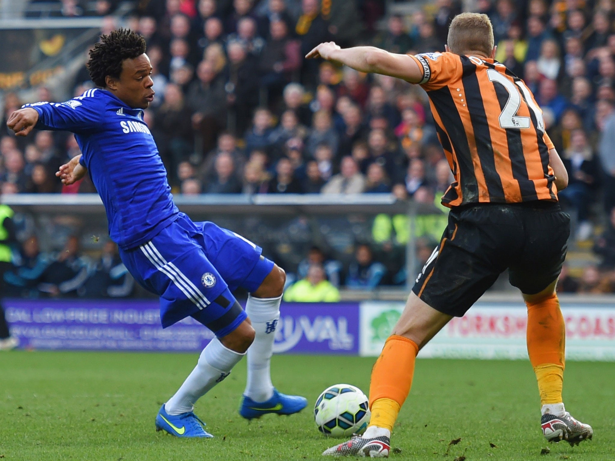 Loic Remy scores Chelsea's late winner