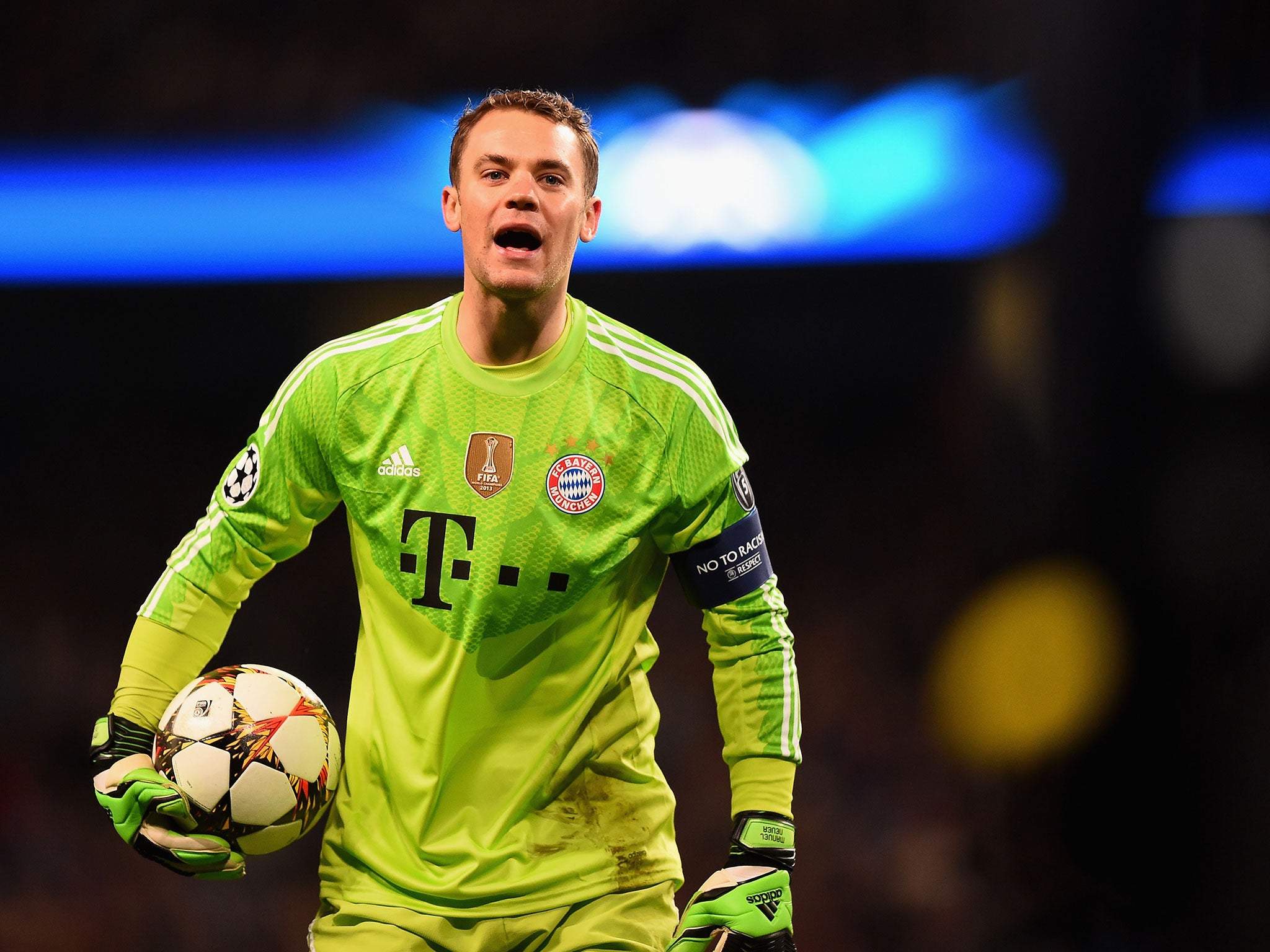 Manuel Neuer is human after all: Bayern Munich goalkeeper gifts Borussia Moenchengladbach victory | The Independent | The Independent