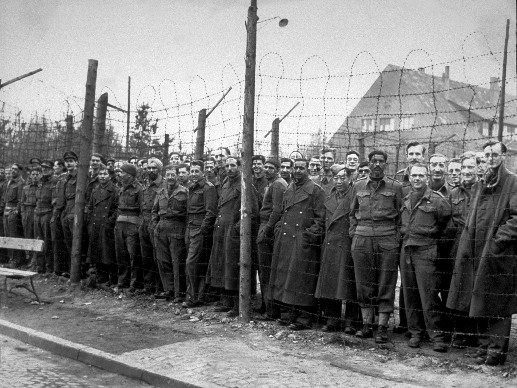 1945: British officers liberated by the 9th Army from Brunswick Oflag 79, the largest British officers' camp in Germany
