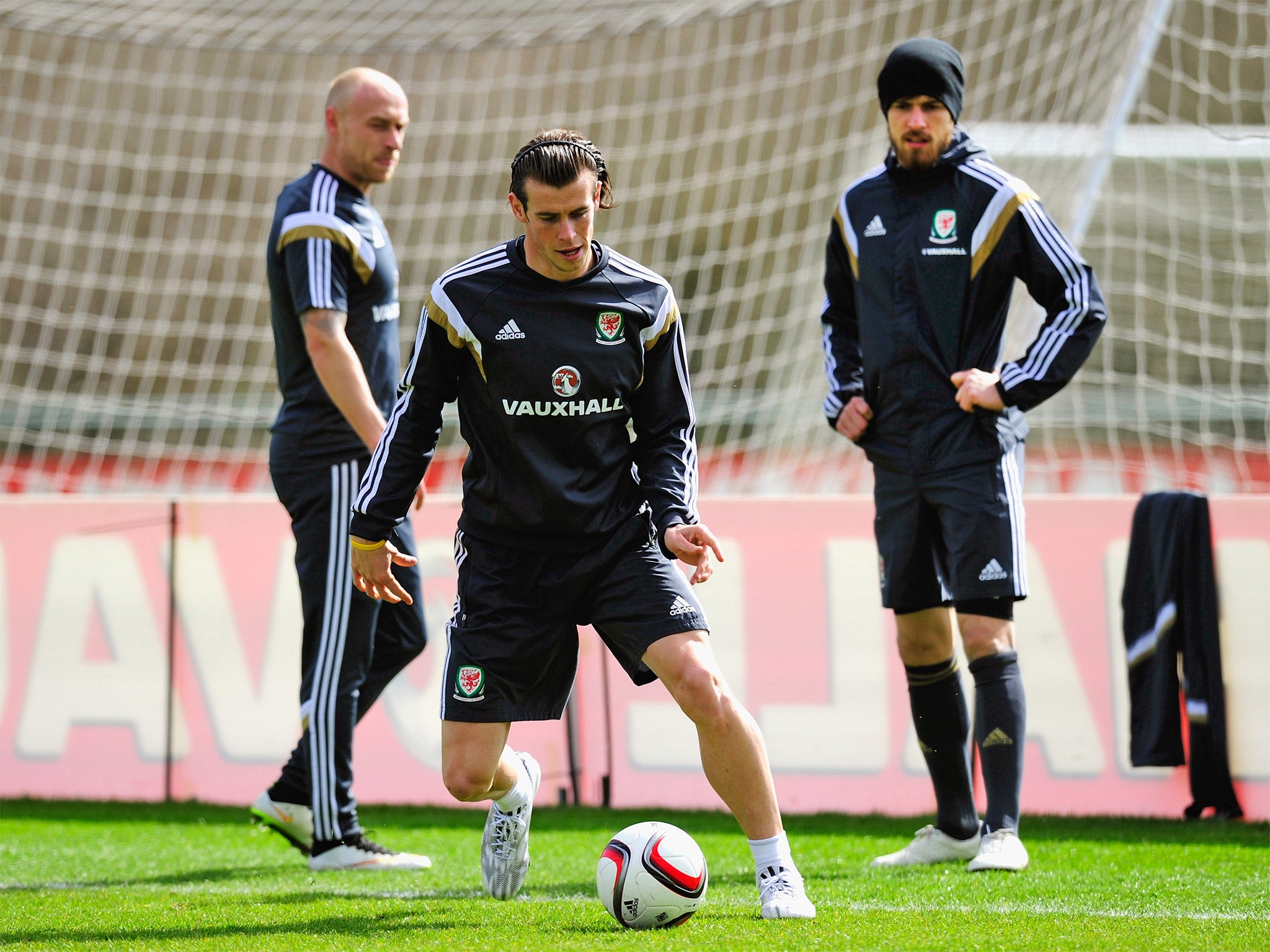 Gareth Bale training ahead of Saturday’s game against Israel