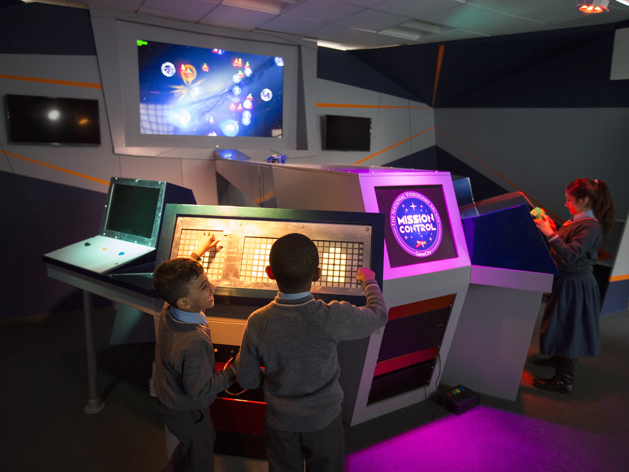 Children tackle Mission Control at the NVA