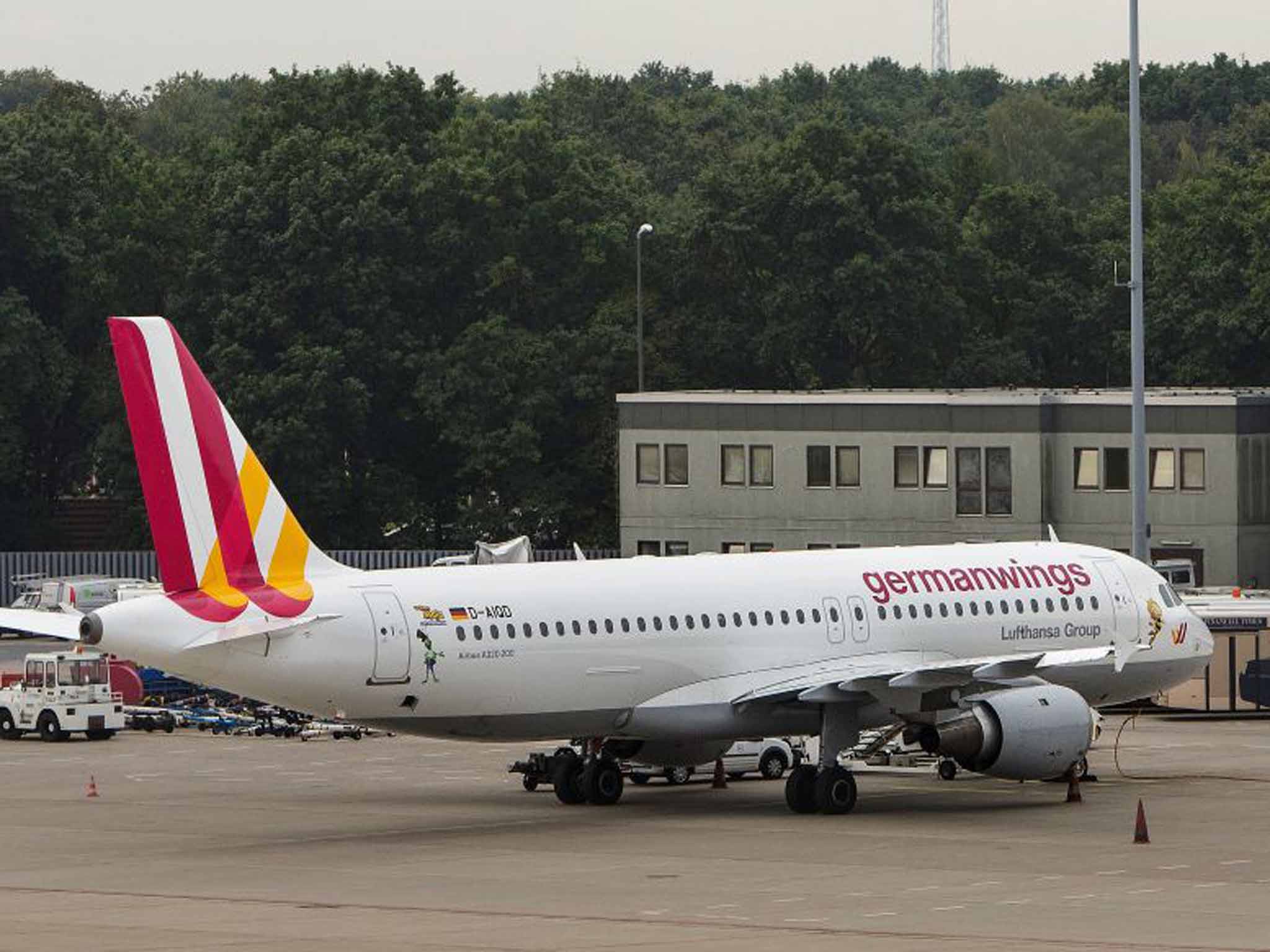 A Germanwings flight to Venice has been diverted to Stuttgart after the Airbus A319 aircraft appeared to be losing oil
