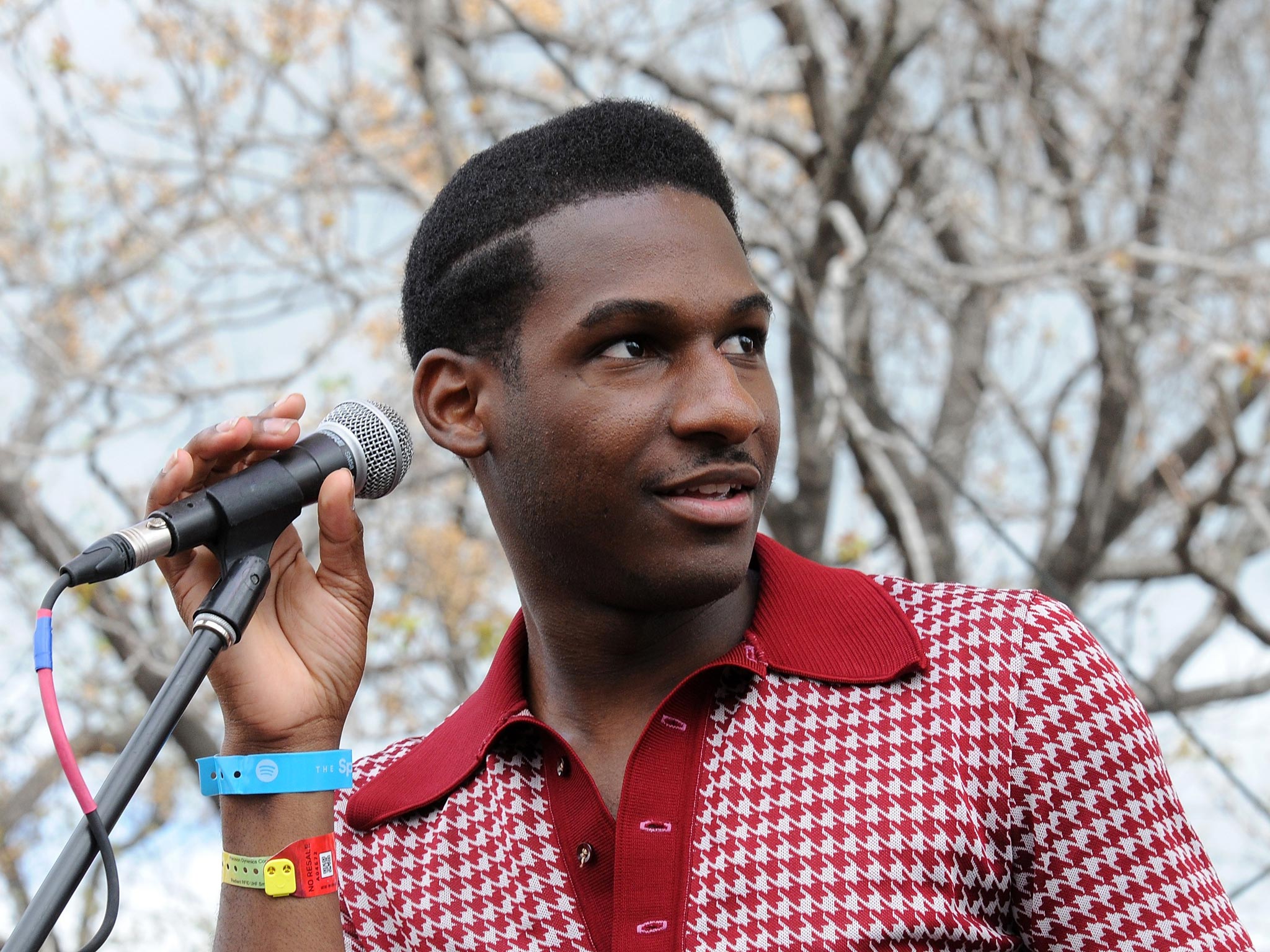 Buzz: new soul singer Leon Bridges and band