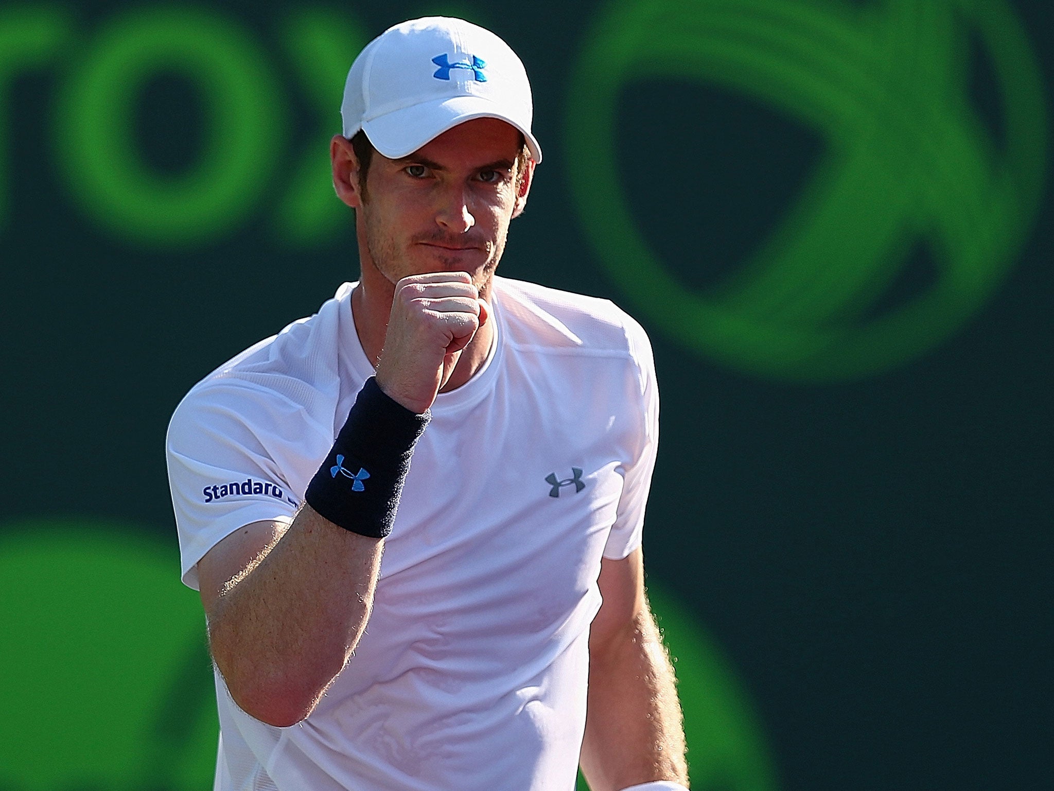 Andy Murray celebrates victory over Dominic Thiem