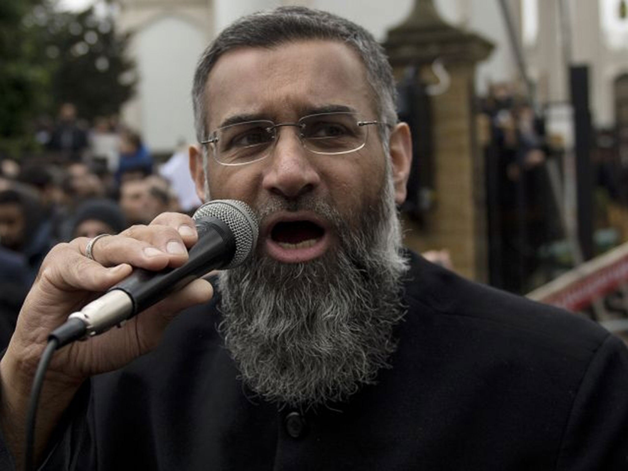 Radical cleric Anjem Choudary speaking outside London Central Mosque and Islamic Cultural Centre in London.