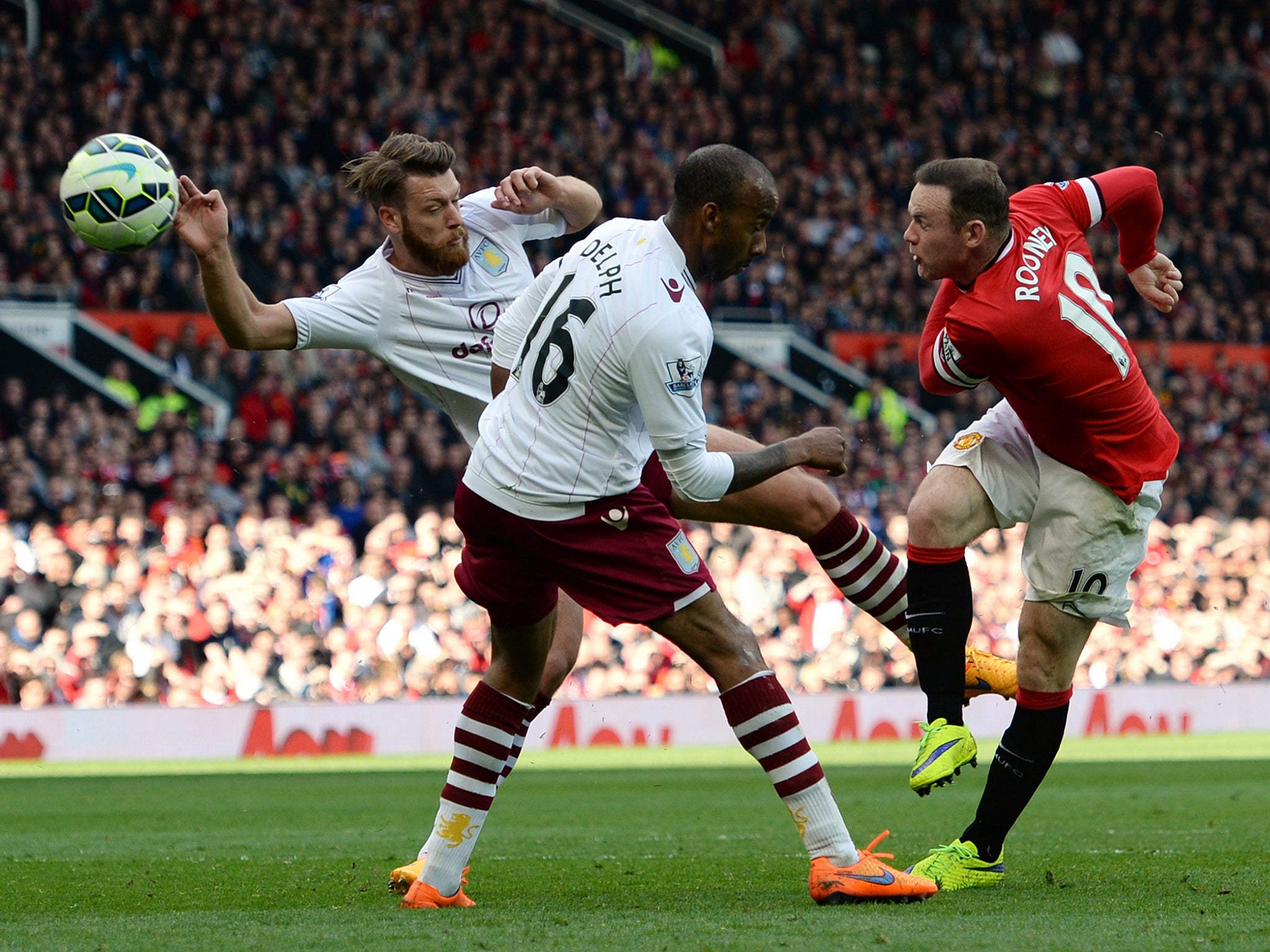 Wayne Rooney scored a brilliant goal on the turn from an Angel Di Maria cross