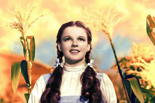Judy Garland as ‘Wizard Of Oz’ heroine Dorothy Gale in classic checks