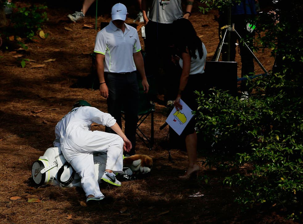 Niall Horan, of One Direction fame, falls over at Augusta