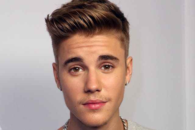 An Argentinian court has issued an arrest warrant for Justin Bieber 