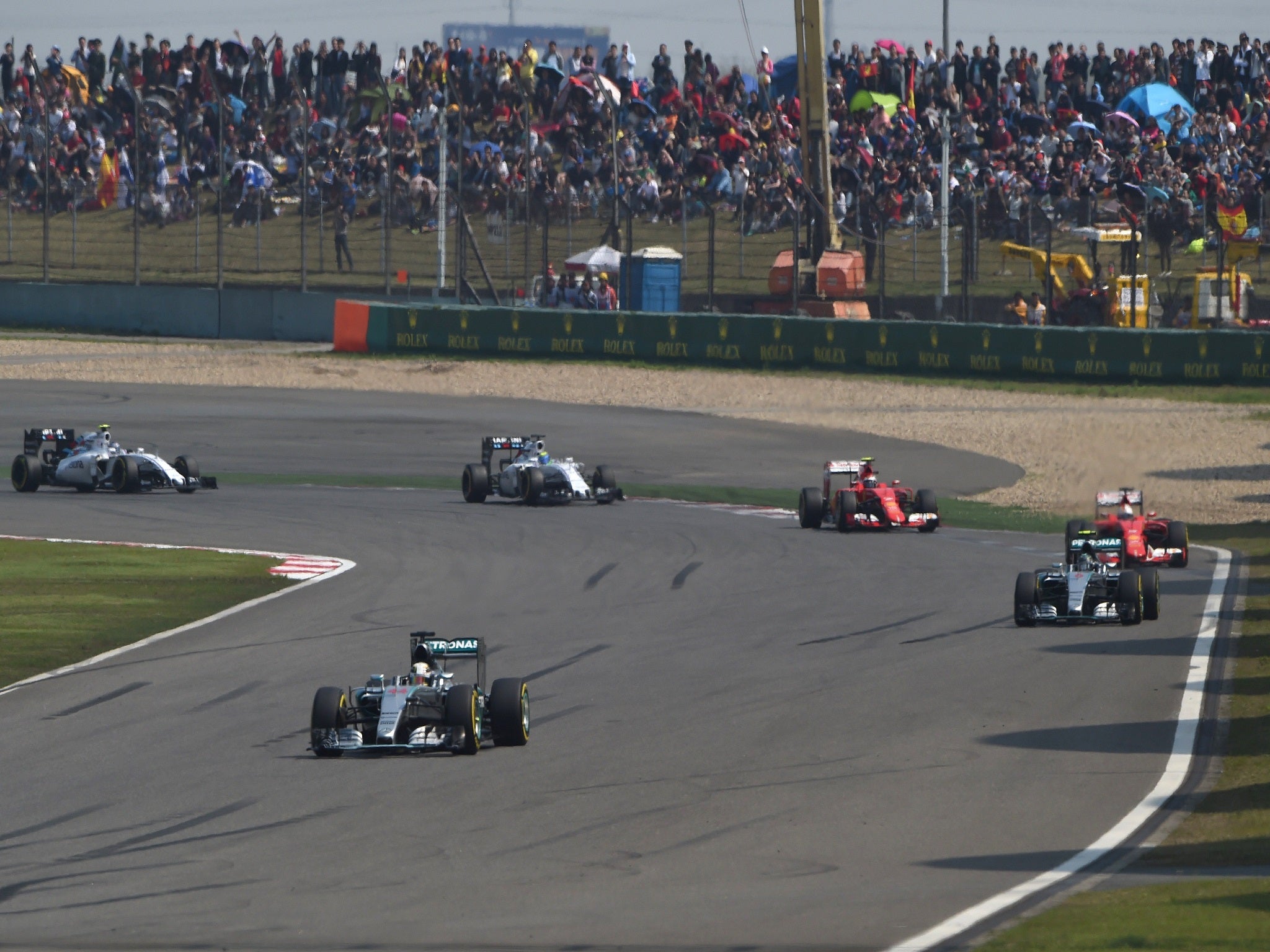 Hamilton leads from Rosberg, Vettel and Raikkonen