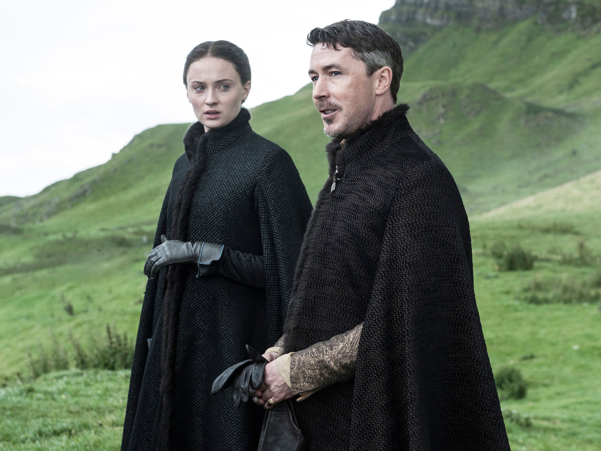Game Of Thrones Season 5 Episode 4 Tv Review Sansa Is In Danger