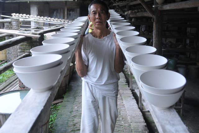 China in your hands: One of Jingdezhen’s porcelain craftsmen