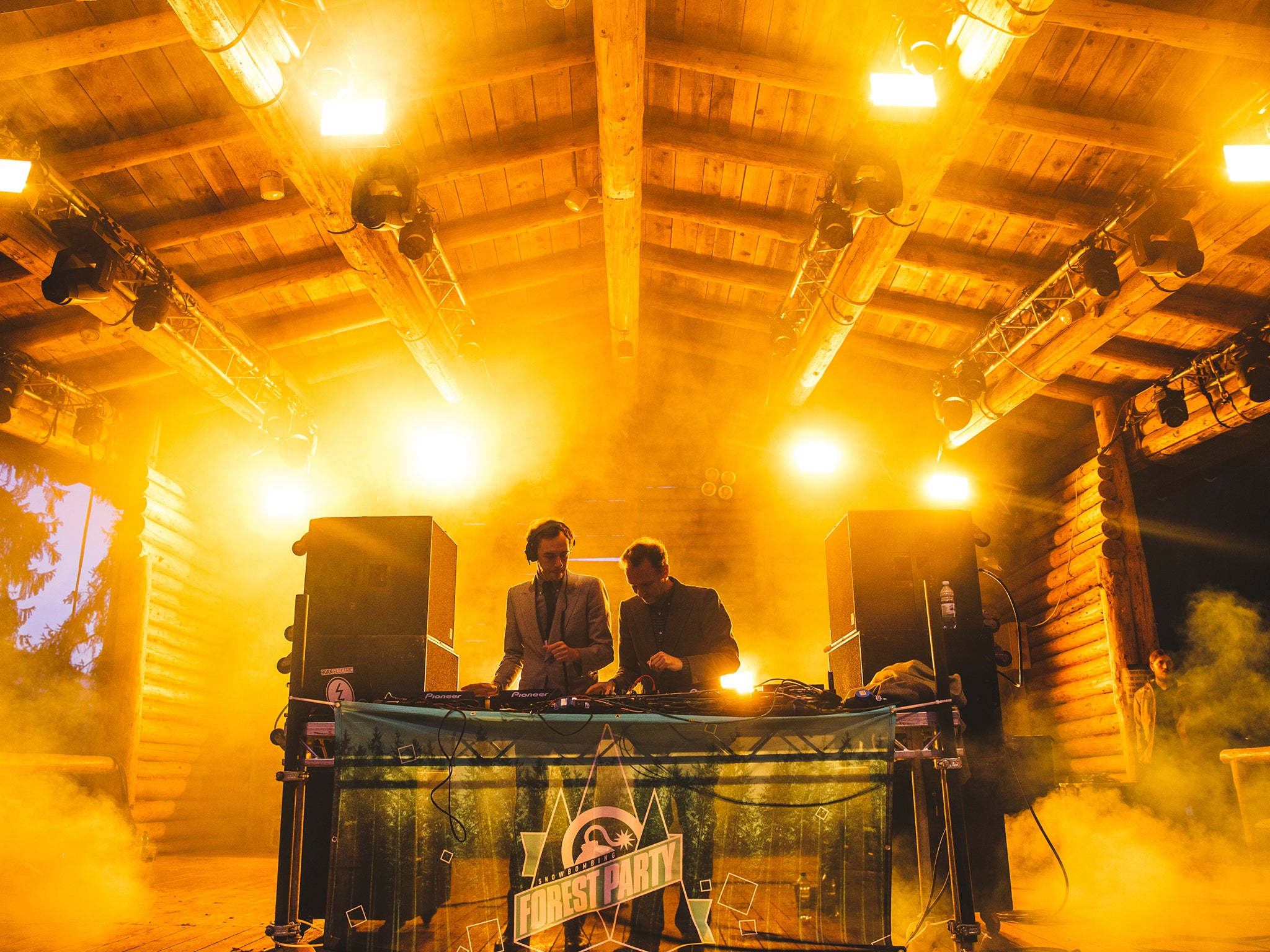 2ManyDJs play The Forest