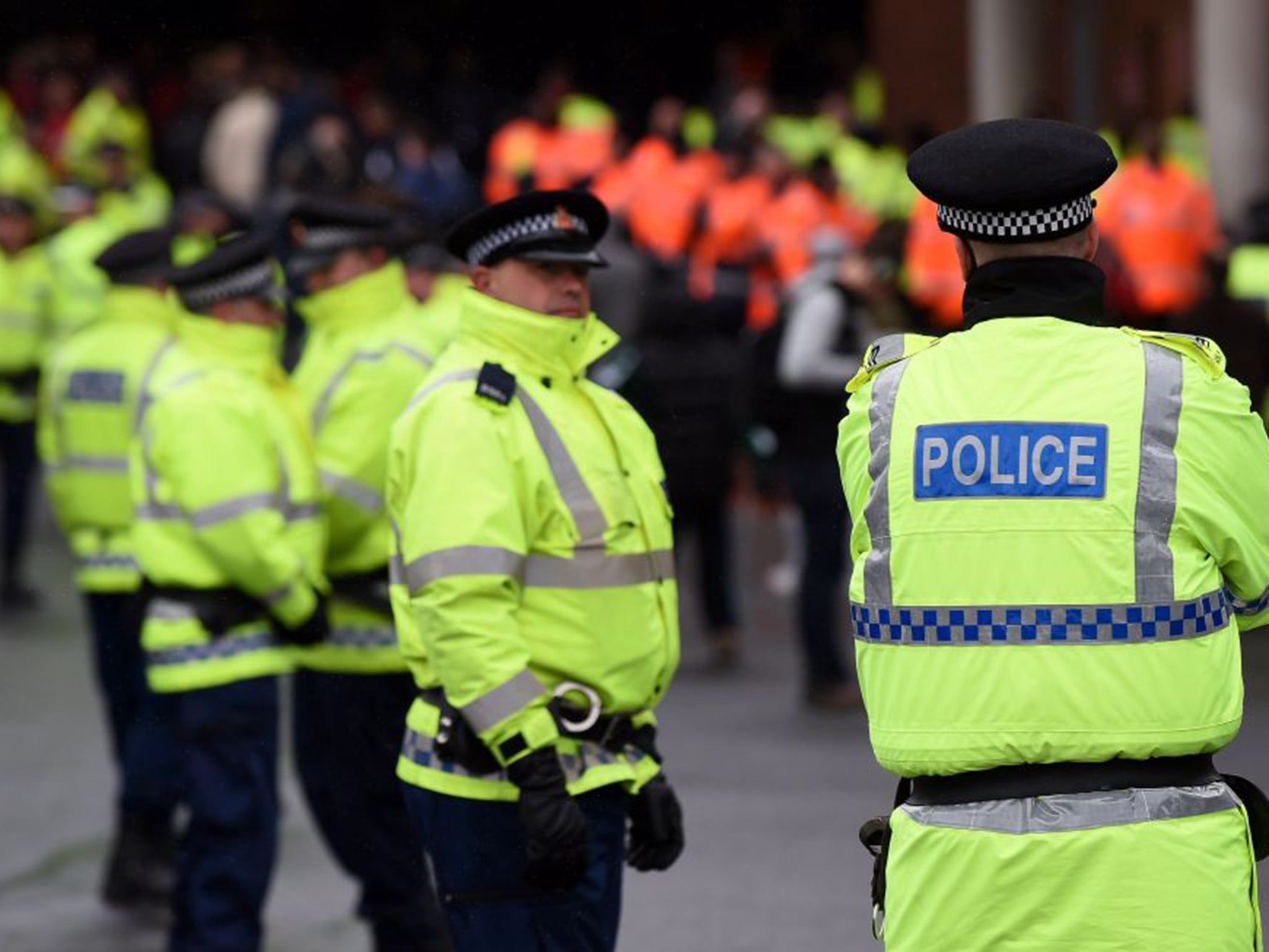 Labour has pledged an £800m commitment to “safeguarding” the jobs of 10,000 police officers